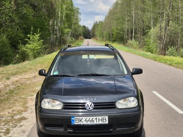 Авто Volkswagen Golf 2002 № 8772996