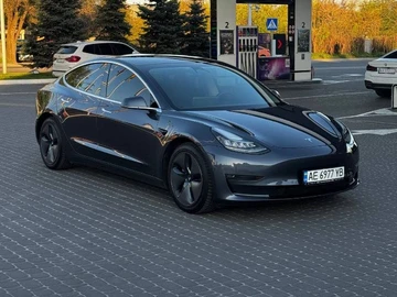 Авто Tesla Model 3 2020 № 8773003