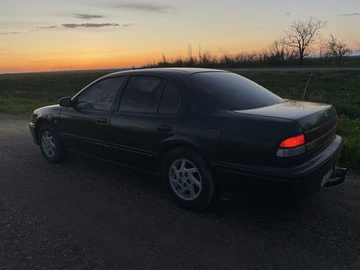 Авто Nissan Maxima 1995 № 8773013