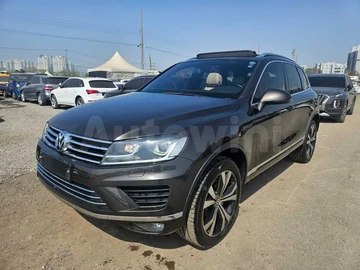 Авто Volkswagen Touareg 2016 № 8773044