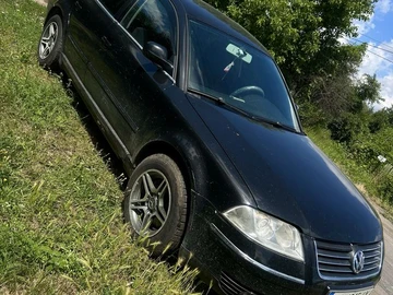 Авто Volkswagen Passat Sedan 2000 № 8773064