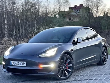 Авто Tesla Model 3 2020 № 8773179