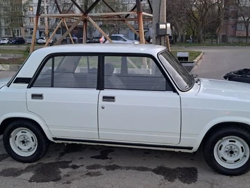 Авто ВАЗ 2105 1990 № 8773300