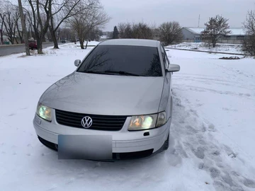 Авто Volkswagen Passat Sedan 2000 № 8773301