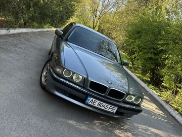 Авто BMW 7 Серия 1998 № 8773541