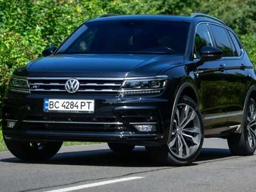Авто Volkswagen Tiguan 2019 № 8773551