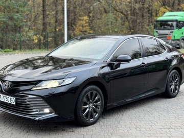 Авто Toyota Camry 2018 № 8773569