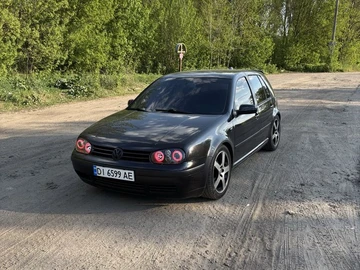 Авто Volkswagen Golf 2000 № 8773676