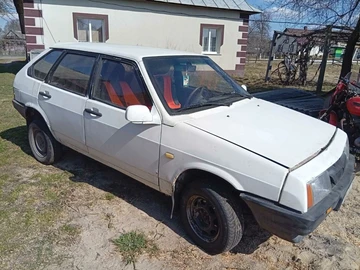 Авто ВАЗ 2109 1989 № 8773880