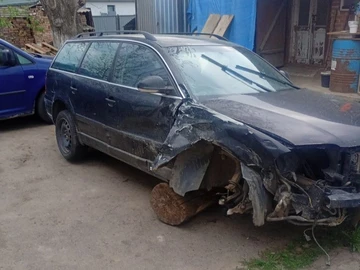 Авто Volkswagen Passat Cc 1994 № 8773904