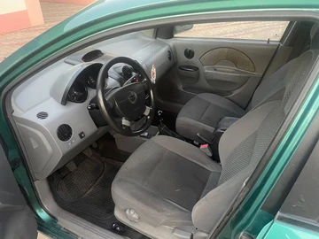 Авто Chevrolet Aveo 2005 № 8773926