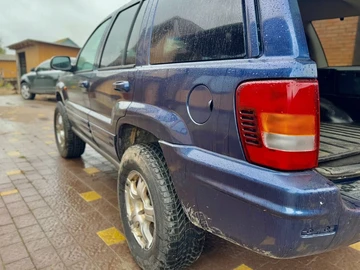 Авто Jeep Cherokee 2002 № 8773947
