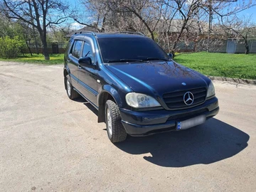 Авто Mercedes 230 1999 № 8773953