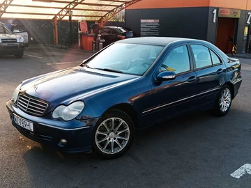 Авто Mercedes 220 2003 № 8774043