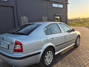 Авто Skoda Octavia 2002 № 8774096