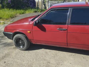 Авто ВАЗ 2109 1988 № 8774104