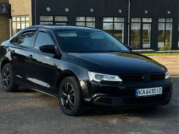 Авто Volkswagen Jetta 2012 № 8774140