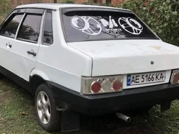 Авто ВАЗ 21099 1995 № 8774164