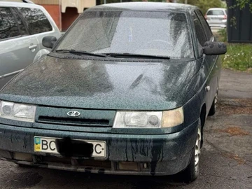 Авто ВАЗ 2112 2001 № 8774317