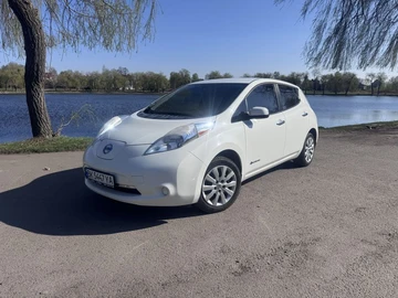 Авто Nissan Leaf 2014 № 8774325