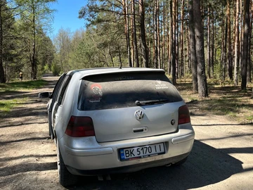 Авто Volkswagen Golf 2001 № 8774327