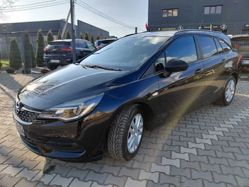 Авто Opel Astra 2021 № 8774330