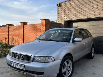 Авто Audi A4 2000 № 8774491