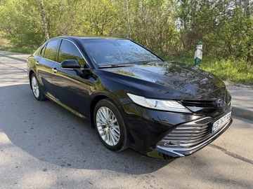 Авто Toyota Camry 2018 № 8774526