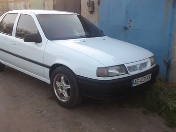 Авто Opel Vectra 1994 № 8774548