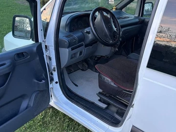 Авто Peugeot Expert 2004 № 8774611