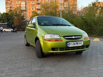 Авто Chevrolet Aveo 2005 № 8774625