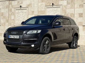 Авто Audi Q7 2007 № 8774908