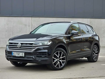 Авто Volkswagen Touareg 2019 № 8774978