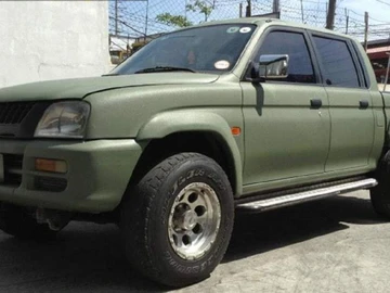 Авто Mitsubishi L 200 2000 № 8775026