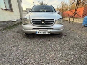 Авто Mercedes Ml Серия 2000 № 8775120