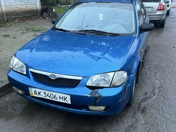 Авто Mazda 323 2000 № 8775287
