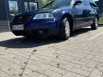 Авто Volkswagen Passat Variant 2005 № 8775301