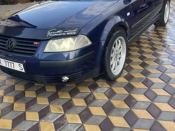 Авто Volkswagen Passat Hatchback 2002 № 8775361