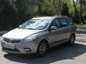 Авто KIA Cee X27 D 2010 № 8775521