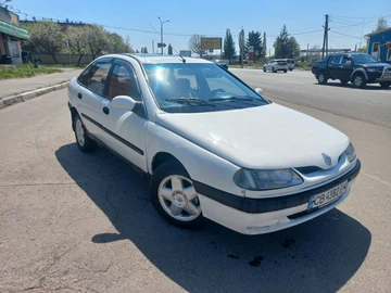 Авто Renault Laguna 1996 № 8775638
