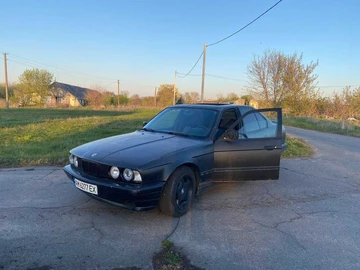 Авто BMW 5 Серия 1992 № 8775655