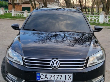 Авто Volkswagen Passat Variant 2013 № 8775666