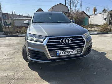 Авто Audi Q7 2017 № 8775836