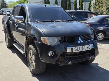 Авто Mitsubishi L 200 2007 № 8775857