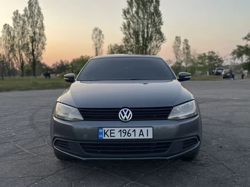 Авто Volkswagen Jetta 2014 № 8775877