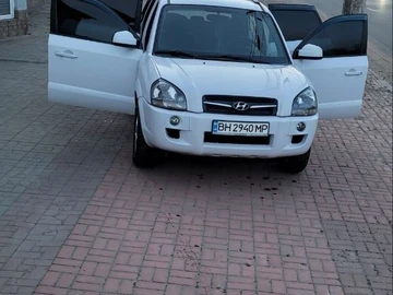 Авто Hyundai Tucson 2008 № 8775888