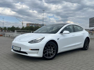 Авто Tesla Model 3 2020 № 8775895