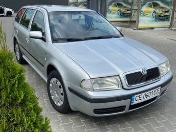 Авто Skoda Octavia 2002 № 8776036