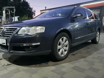 Авто Volkswagen Passat Variant 2006 № 8776062