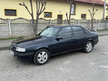 Авто Opel Vectra 1993 № 8776077